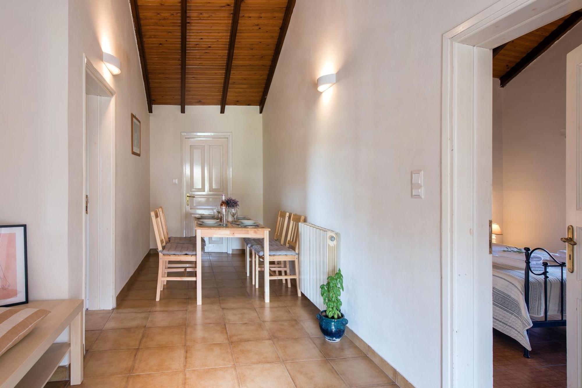 The Roof Family Apartment Alepou Exterior foto