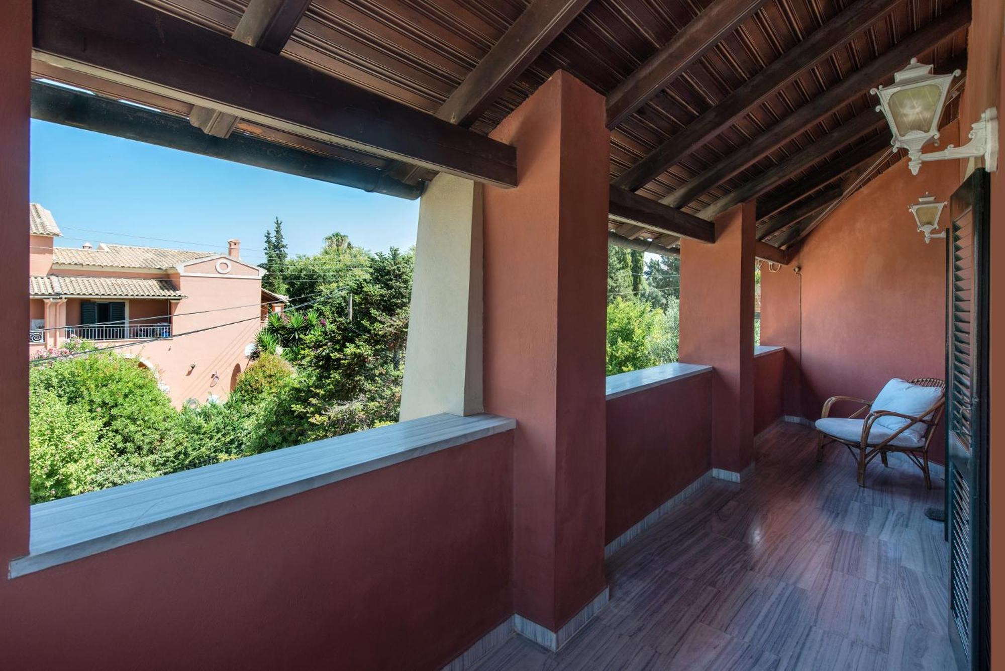 The Roof Family Apartment Alepou Exterior foto