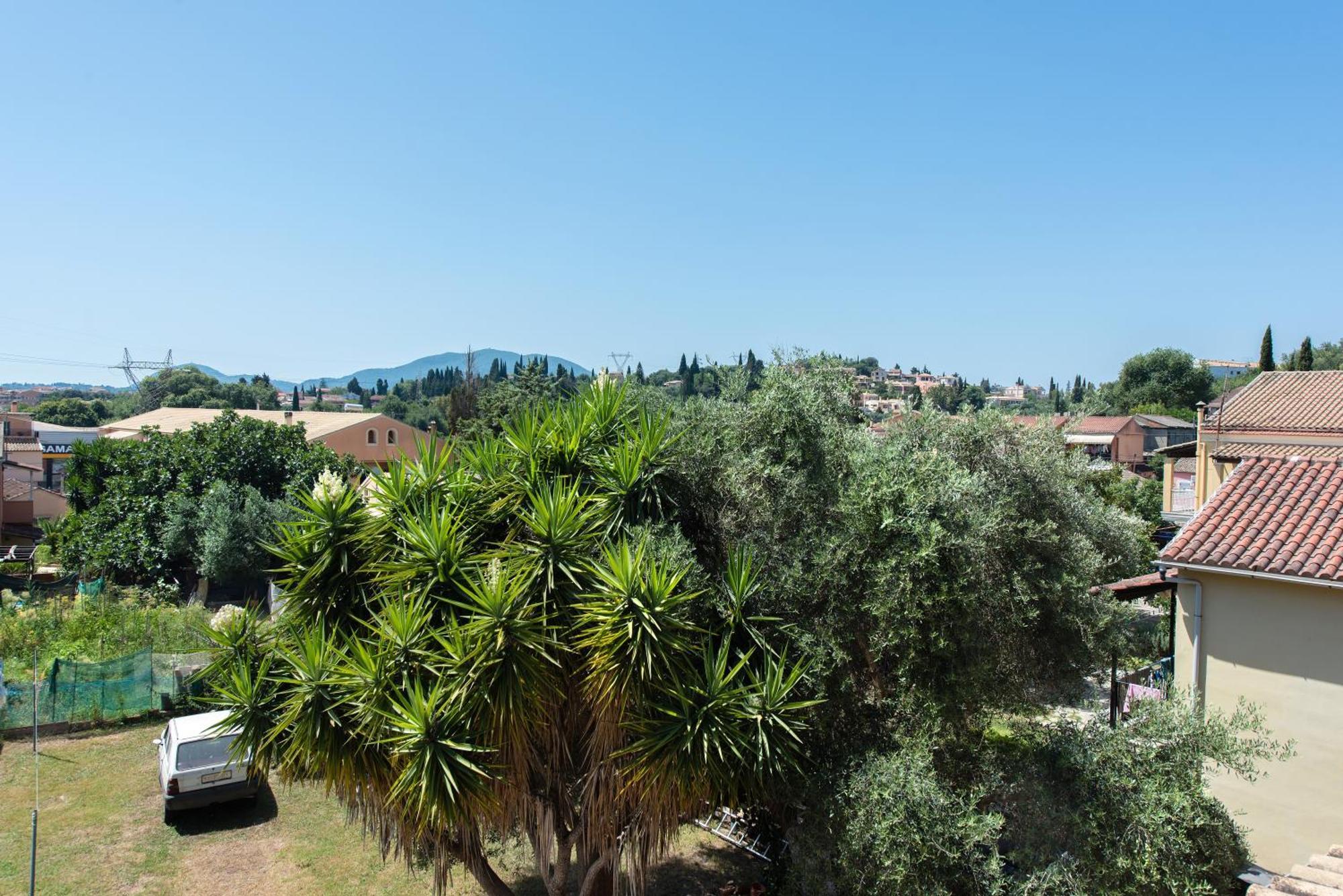The Roof Family Apartment Alepou Exterior foto